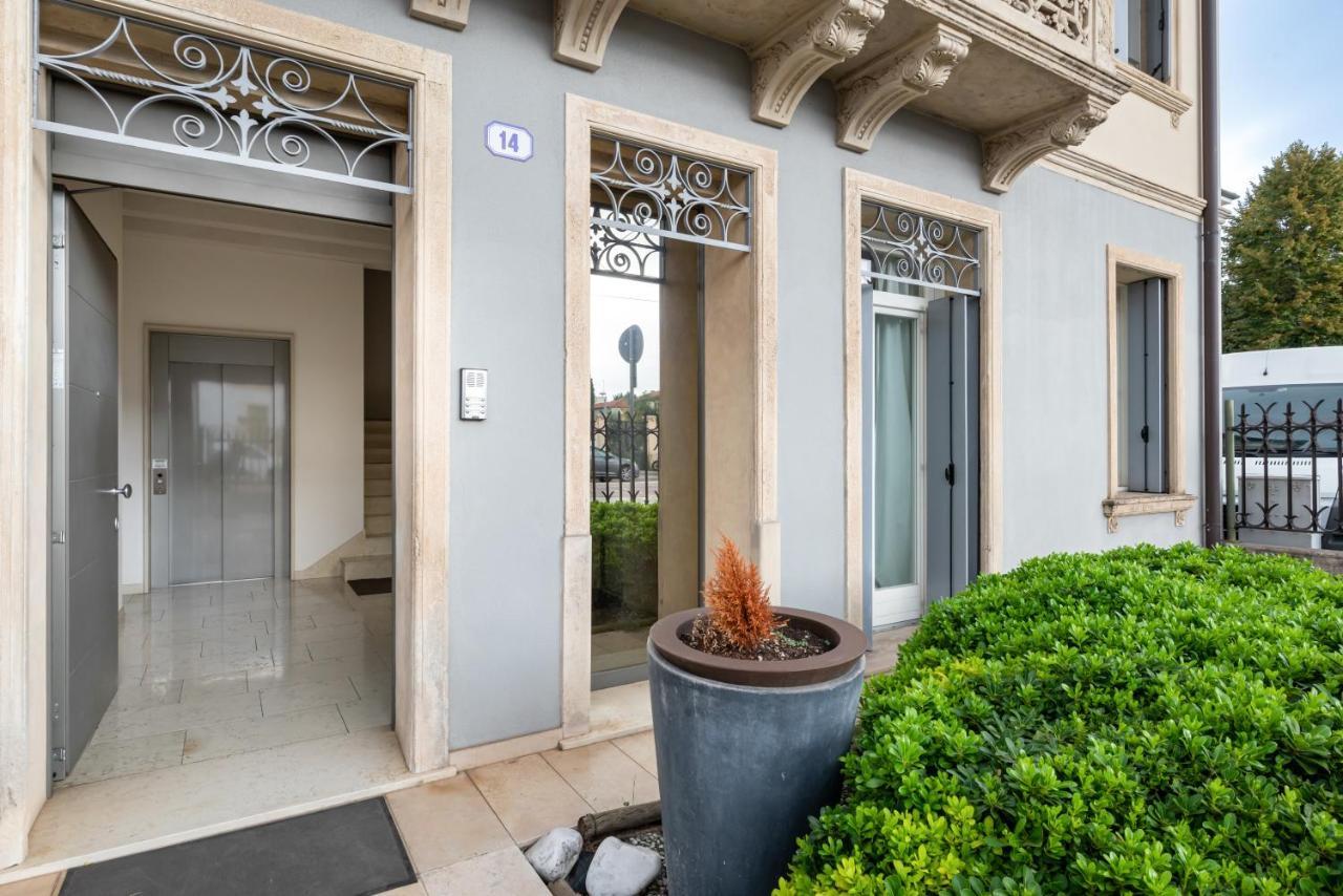 Apartment Corte Cappuccina 14 Elegant Con Parcheggio!